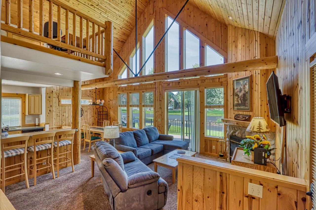 Eagle Crest Resort Cabin Редмонд Экстерьер фото