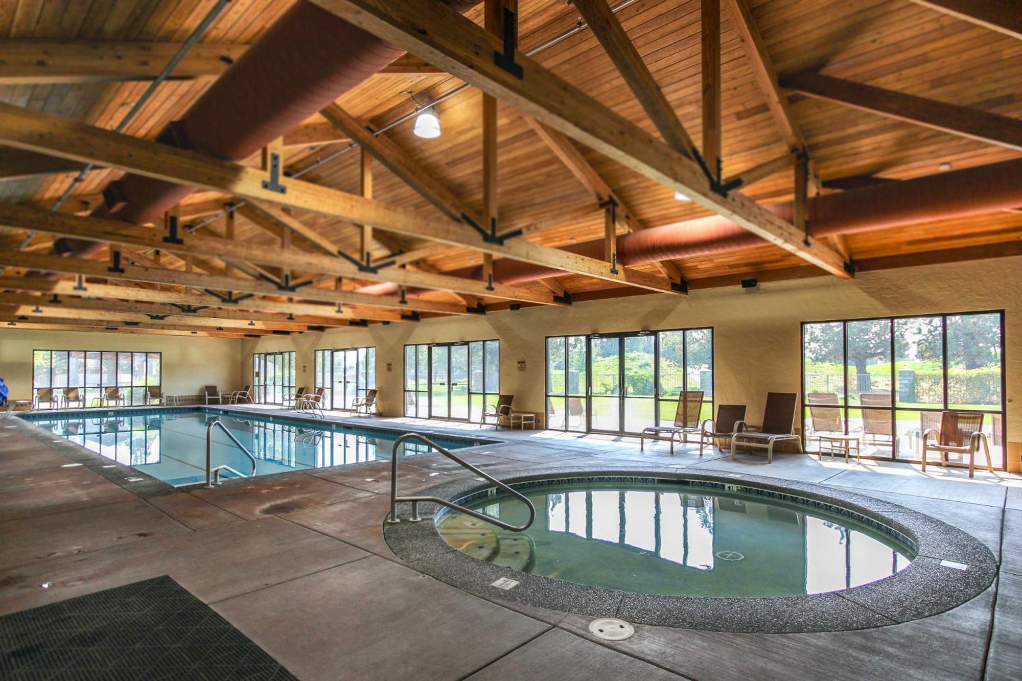 Eagle Crest Resort Cabin Редмонд Экстерьер фото